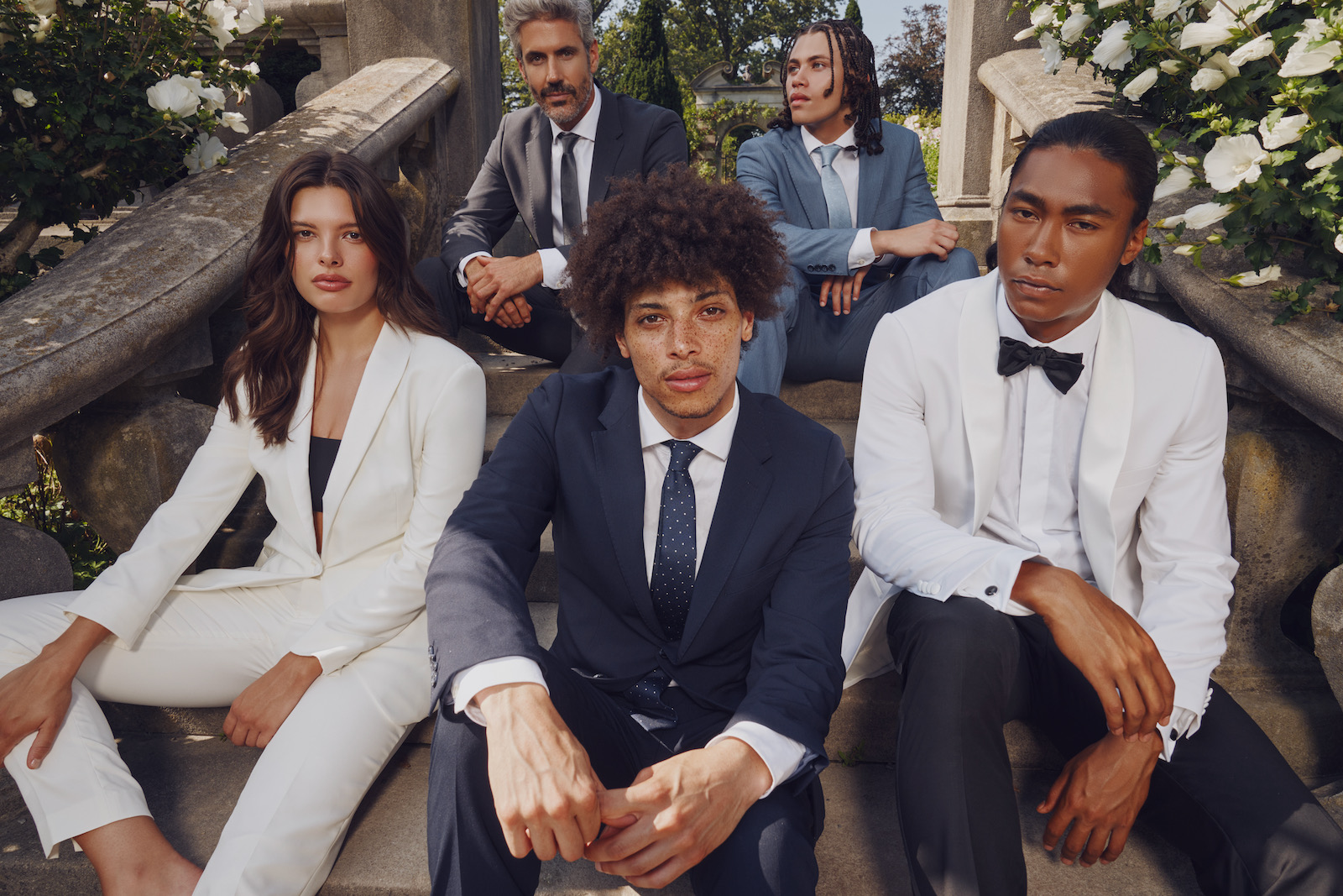 SUITSHOP width: height: